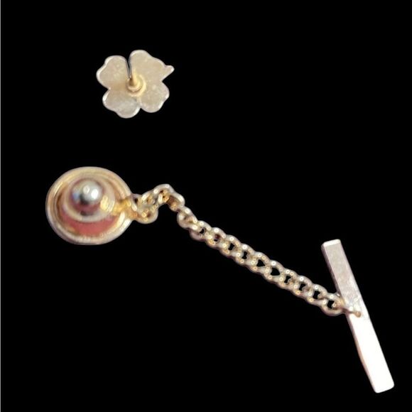Vintage Four leaf clover tie pin - Picture 5 of 6
